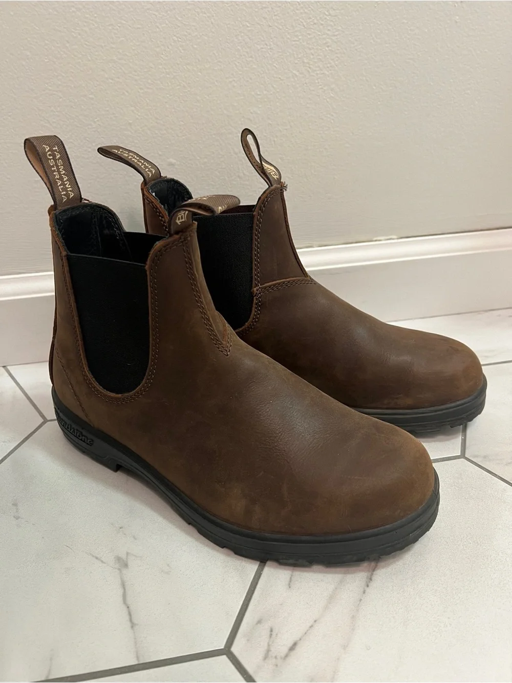 Blundstone 1609 Antique Brown Chelsea Boot Size 9 Women's